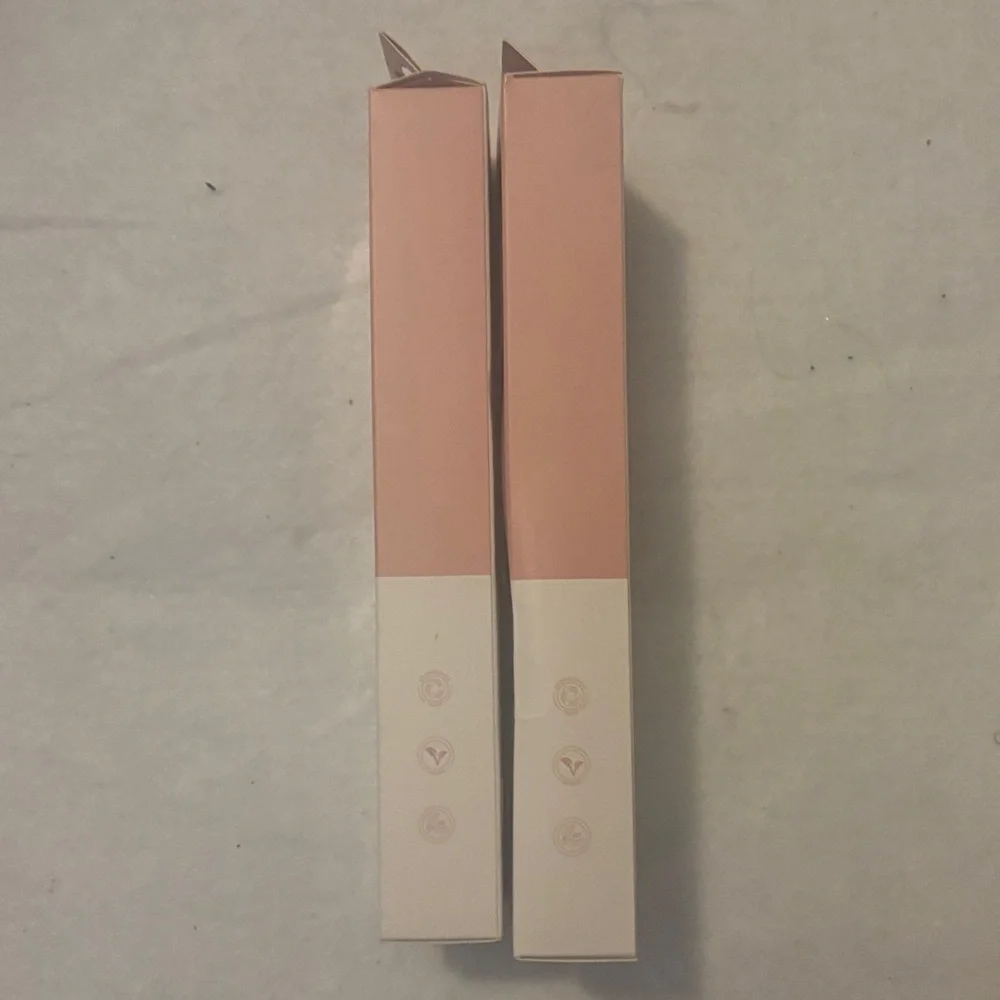 ecotools Luxe Blush Pink & White Luxe Soft Highlight/ Plush Powder Brush Duo
